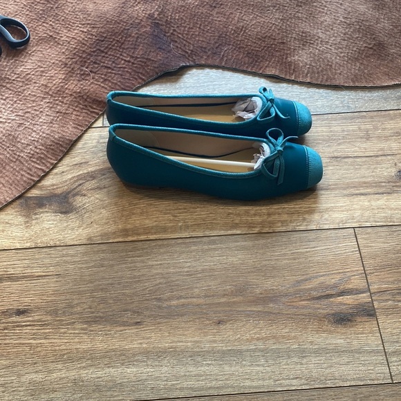 C.Paravano emerald green ballerina flats - Picture 5 of 8